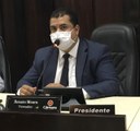 Renato Moura apresenta indicação de regularização de imóveis, termo de cessão e uso no Bairro Tupã 2