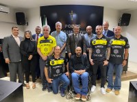Comissão técnica do Dentil Praia Clube recebe homenagem da Câmara Municipal de Ituiutaba