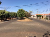 Vereador Vilsomar Paixão solicita pista para prática de esportes e indicação é aprovada.